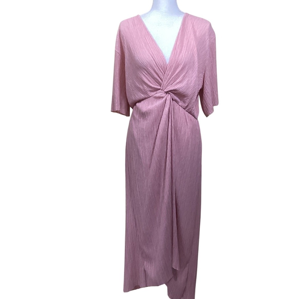 All in Favor Pink Plisse Twist Front V-Neck Midi Dress Medium Modern Effortless